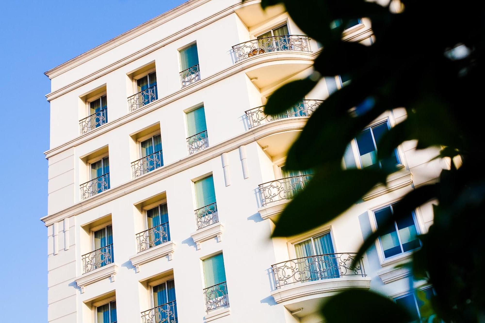 Romance Hotel Bangna Bangkok Exterior foto